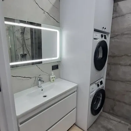 аэропорт-номера-такси-паркинг Apartment *
