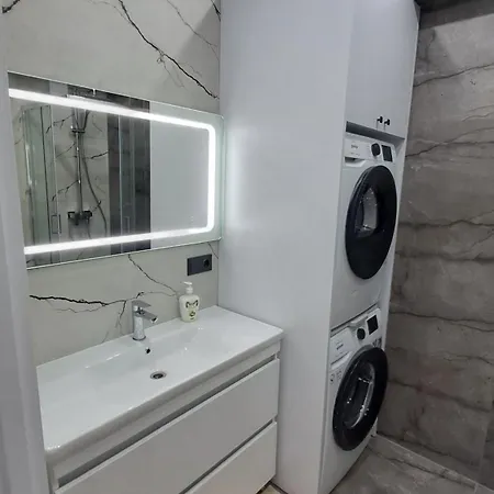 Apartment аэропорт-номера-такси-паркинг *
